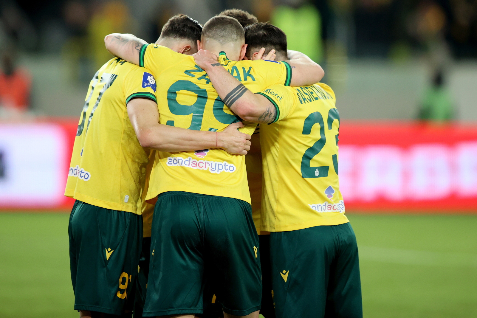 Duże premie dla półfinalistów STS Pucharu Polski. Szansa na miliony!