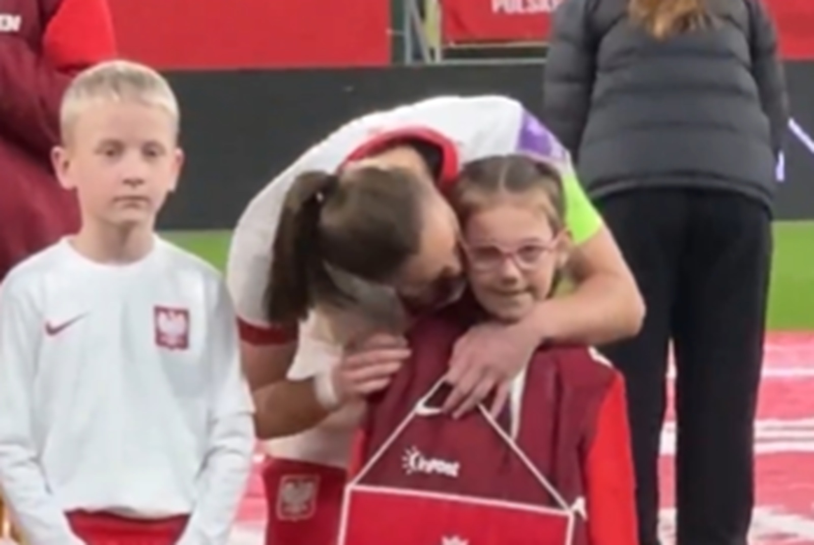 Piękny gest Pajor przed meczem. Kamery wszystko nagrały