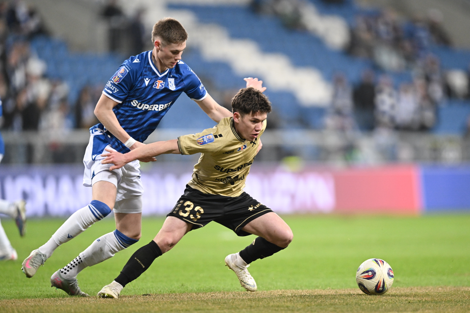 Lech Poznań za burtą Pucharu Polski. Derby Śląska w półfinale?