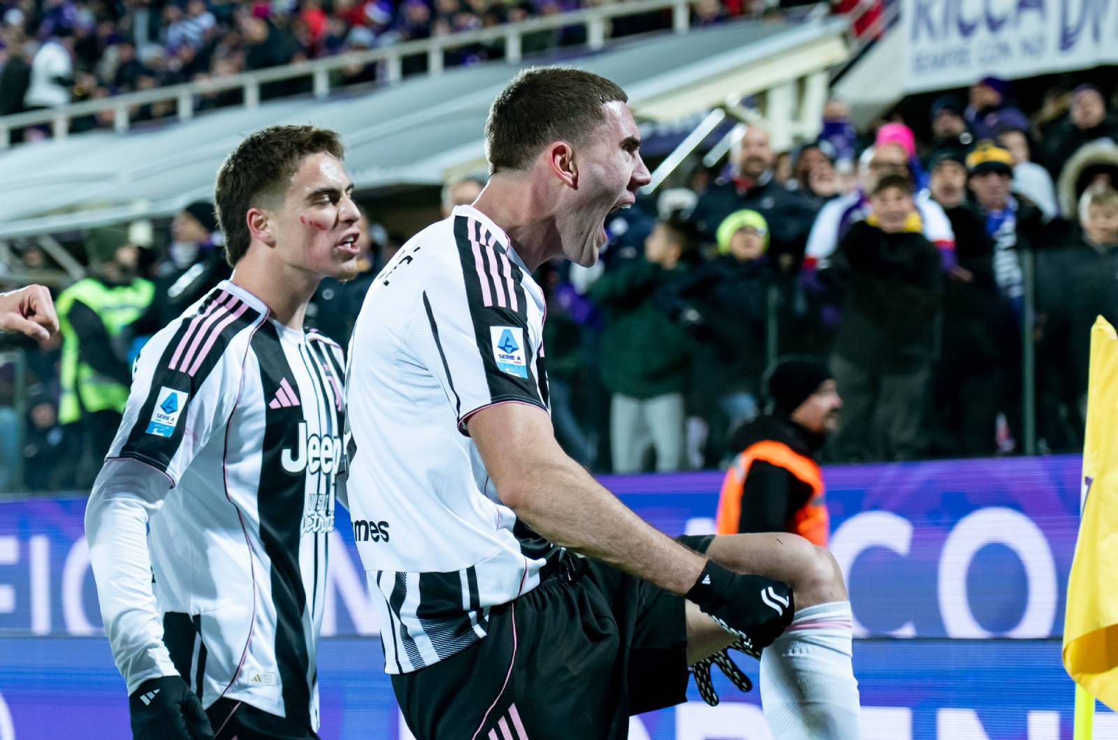 Media. Ten napastnik chce zastąpić Lewandowskiego. Oto stanowisko Barcelony