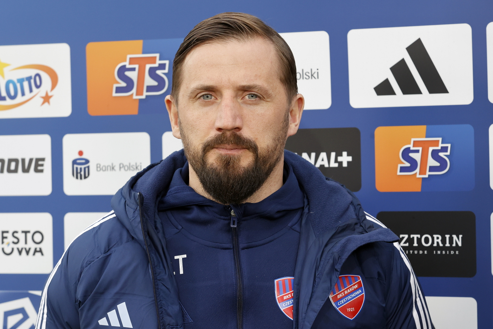 Prestiżowy mecz przed Rakowem. Kibice chcą zwycięstwa za wszelką cenę