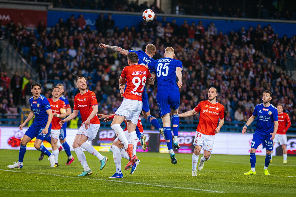 Ruch Chorzów - Wisła Kraków: typy, kursy, analiza (19.04.2026)