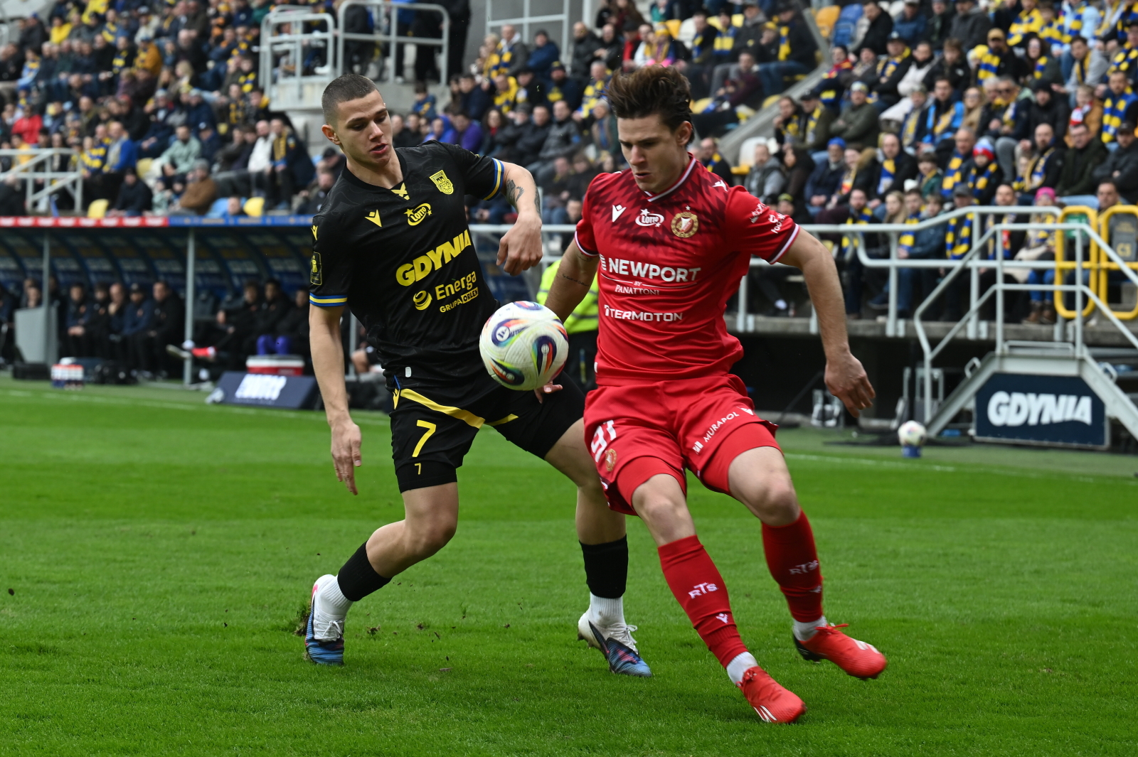 Raków - Widzew: typy, kursy, transmisja (04.04.2026)