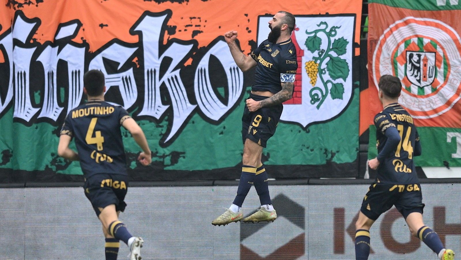 Lech zweryfikował Zagłębie. Lider pokonany