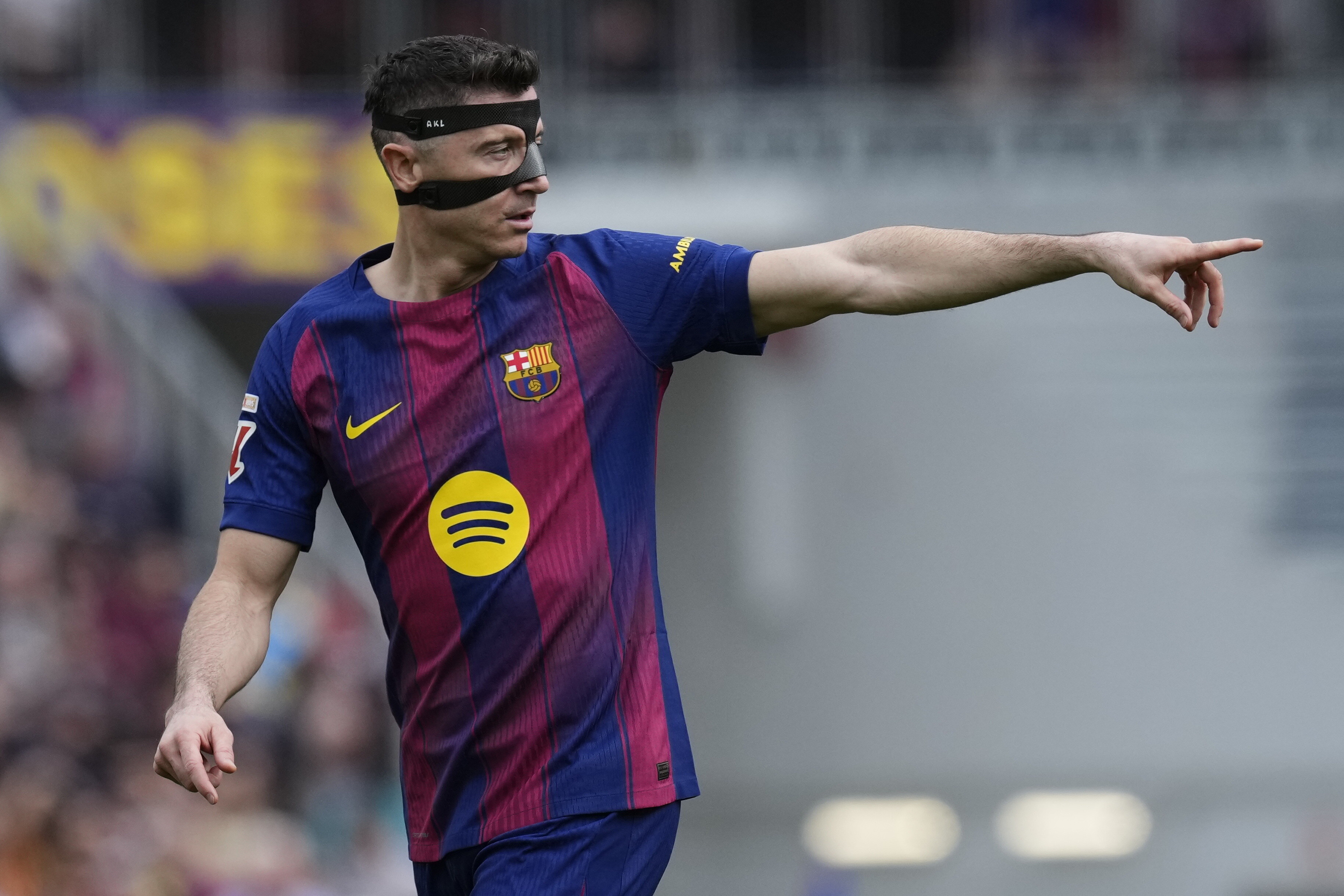 Koncert FC Barcelony. Nieskuteczny Lewandowski