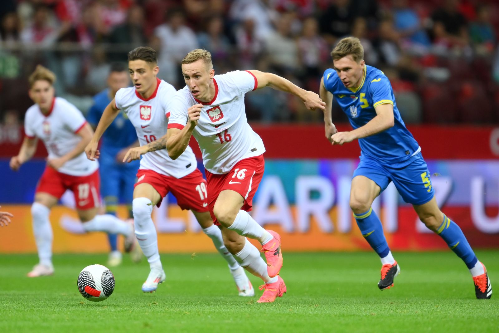 To już pewne. On na pewno nie pomoże Polsce w barażach