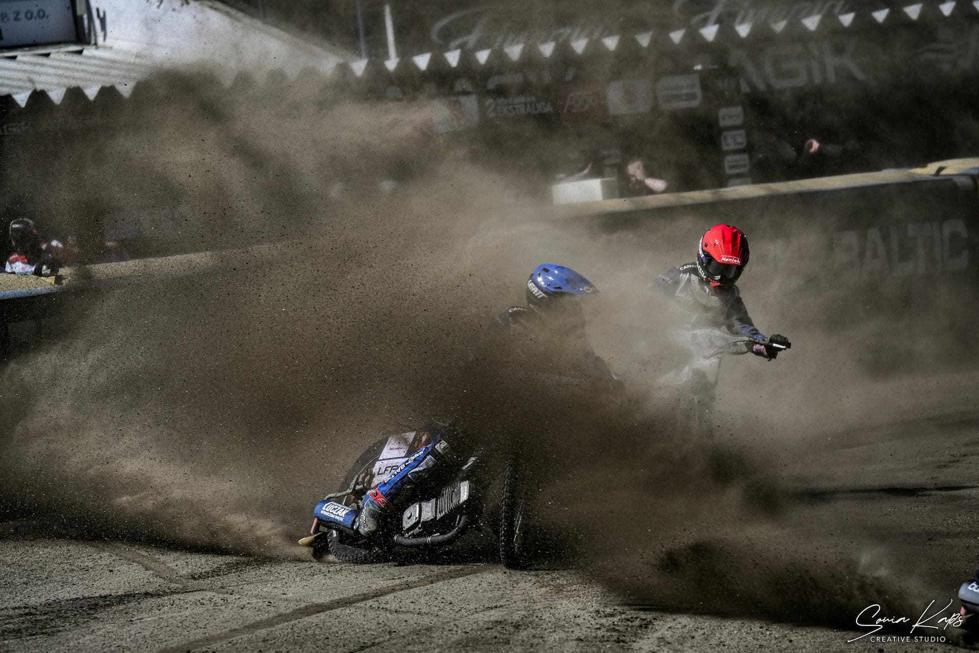 Pierwszy raz na żużlu? Speedway dla początkujących - zasady w 5 minut