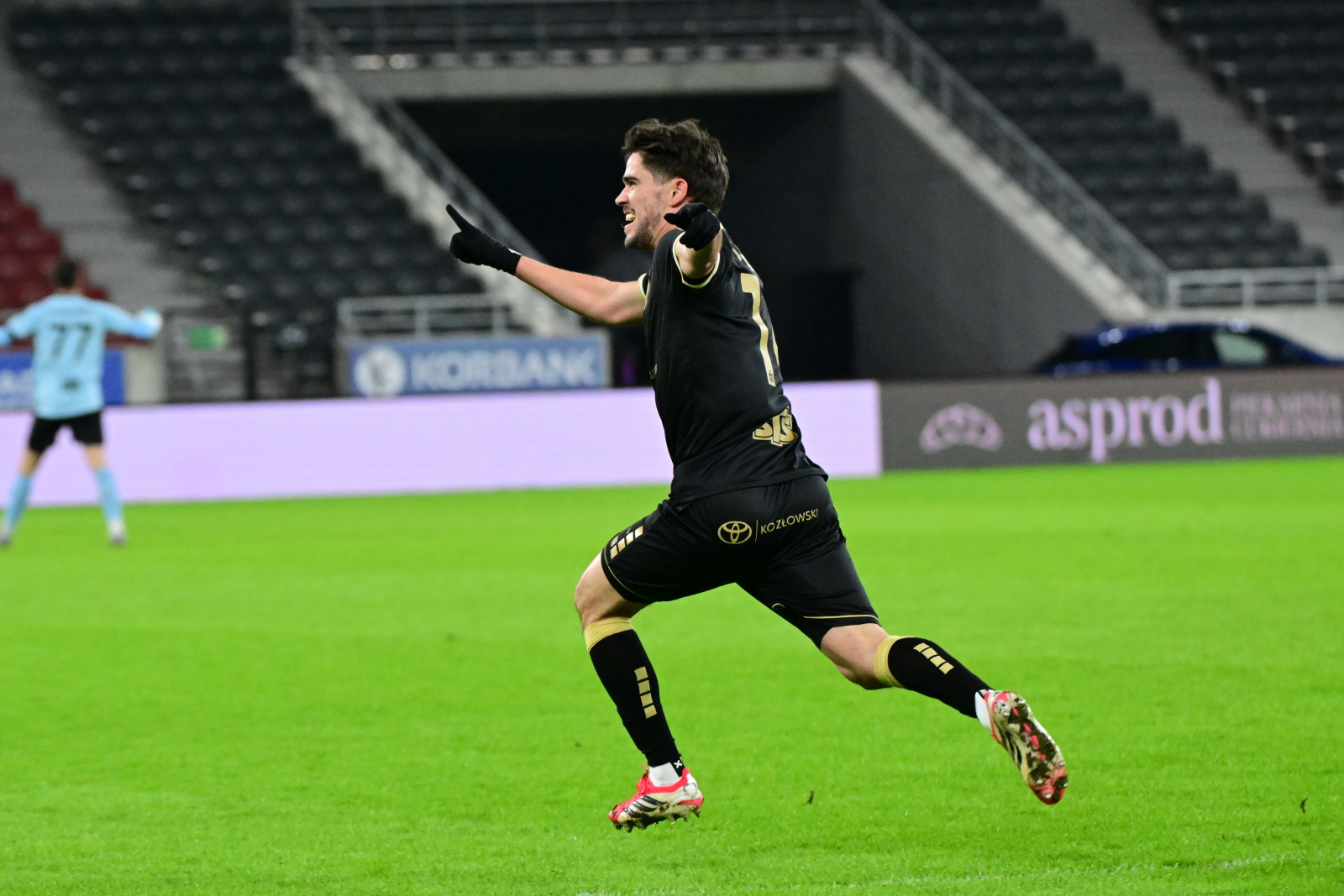 Życie zaczyna się po 30-stce? Bohater Pogoni Szczecin świętował dwoma golami