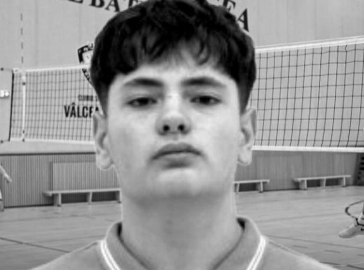 Potrącił go pociąg. Nie żyje 18-letni siatkarz