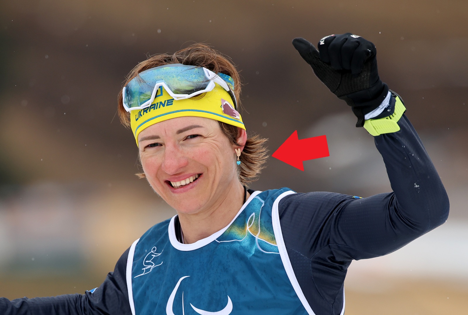 Kazali Ukraince zdjąć kolczyki. "Dyskryminacja"