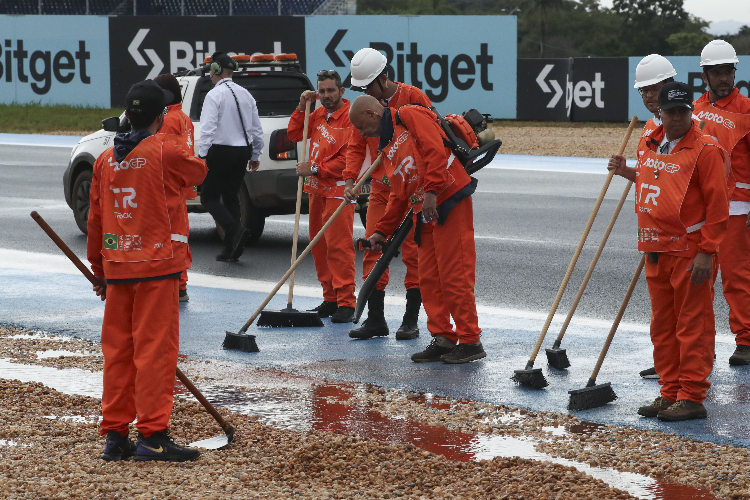 Więźniowie uratowali rundę mistrzostw świata. Wysłano ich do pracy