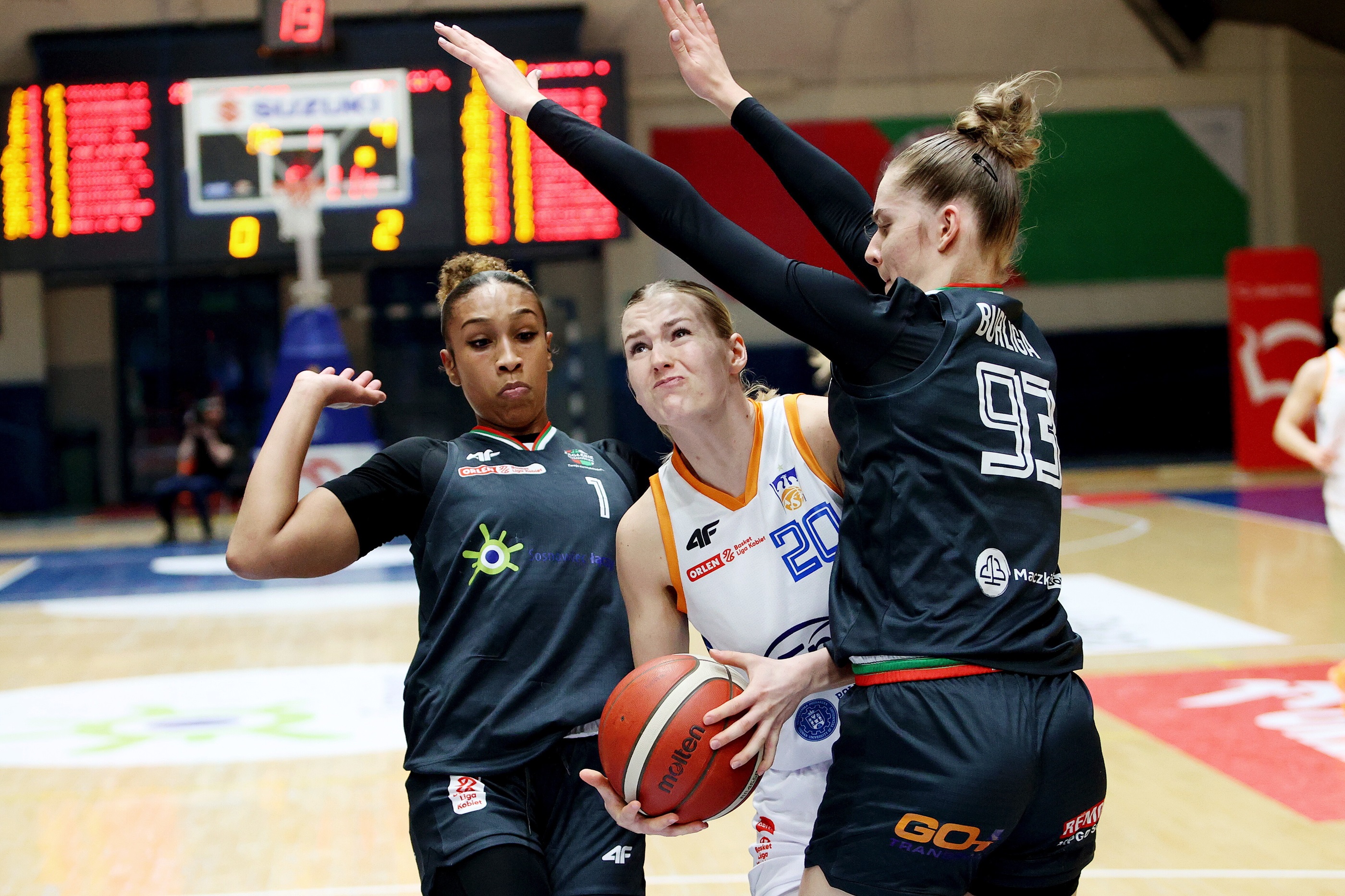 Więcej meczów nie będzie, koniec ćwierćfinałów w OBLK