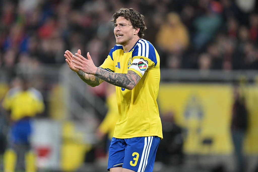 "Nawet nie mogłem się napić piwa". Szwed ujawnia, co go spotkało po meczu