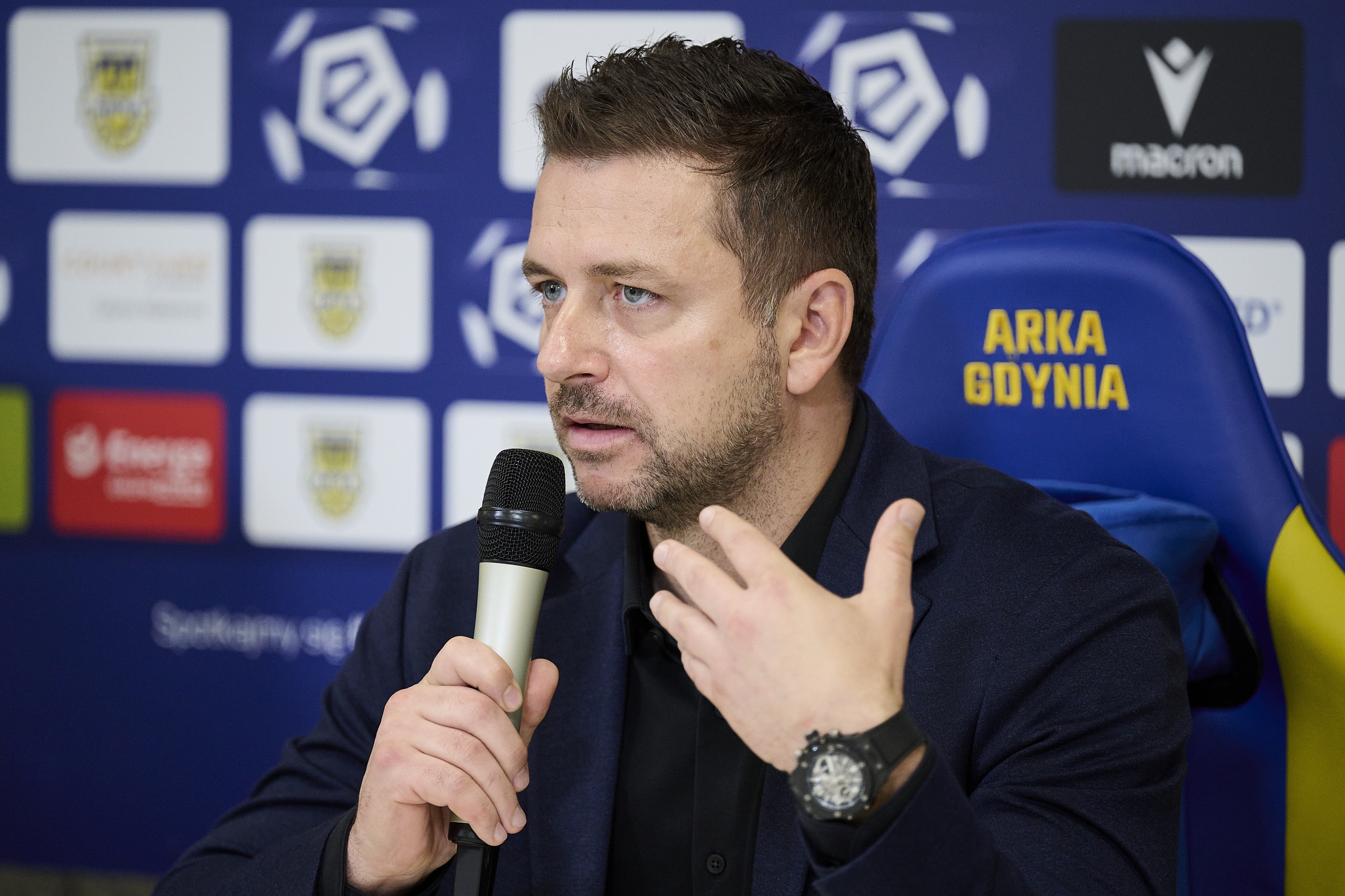 Prezes Arki był zaskoczony. Dlatego postawiono na trenera Banasika