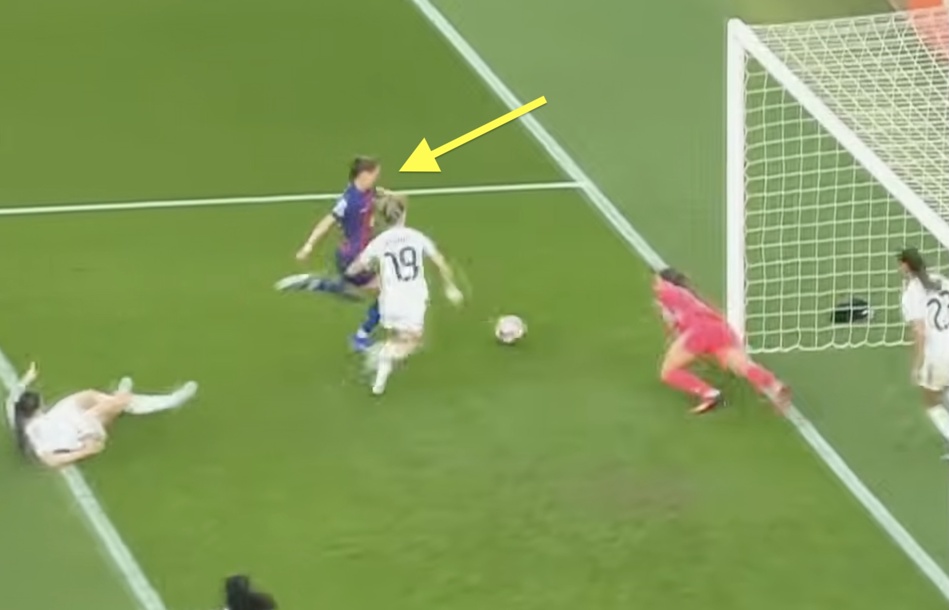 Demolka w El Clasico. Ewa Pajor z golem