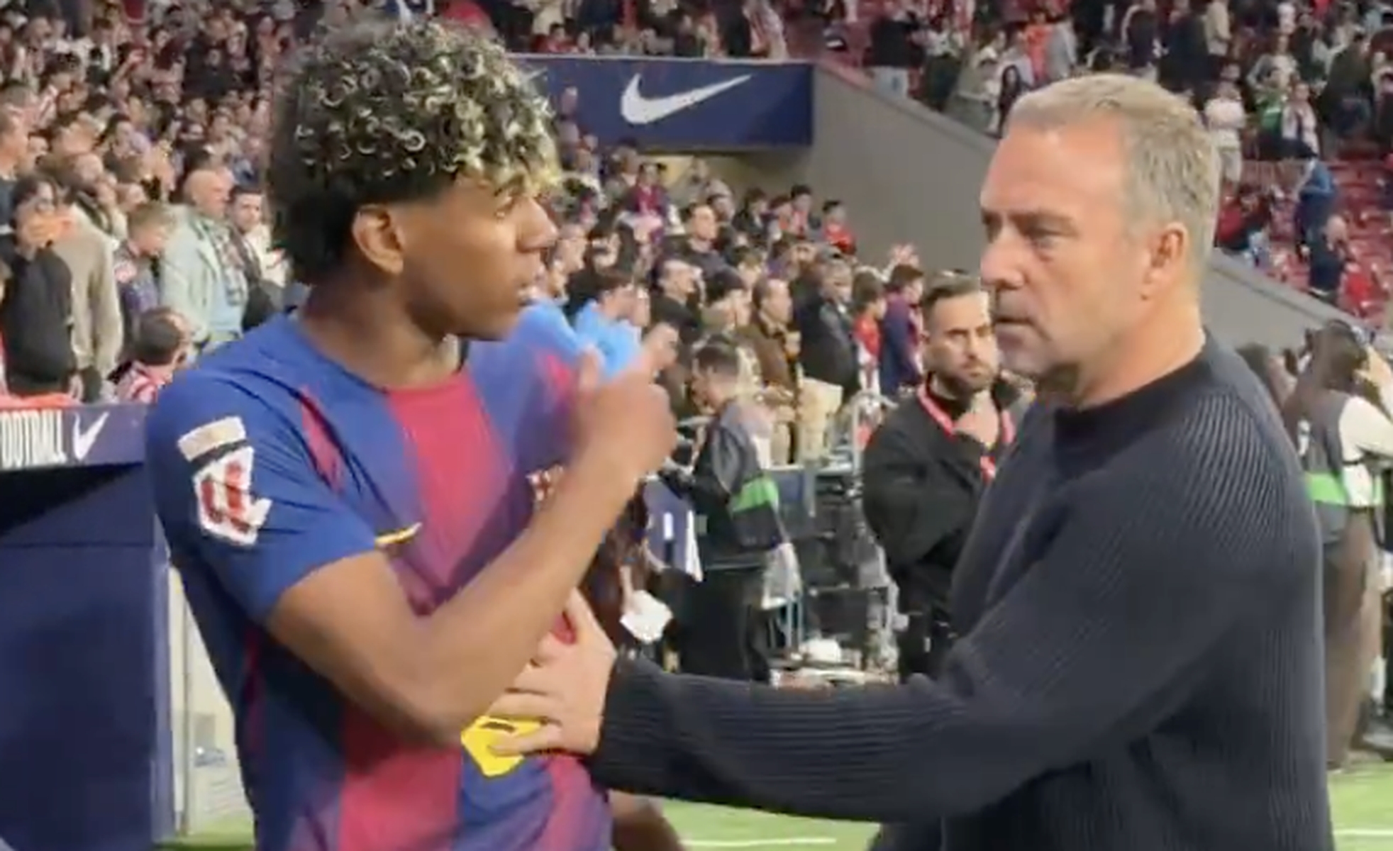 Dziwne zachowanie Yamala. Nagrali, co zrobił po golu Lewandowskiego