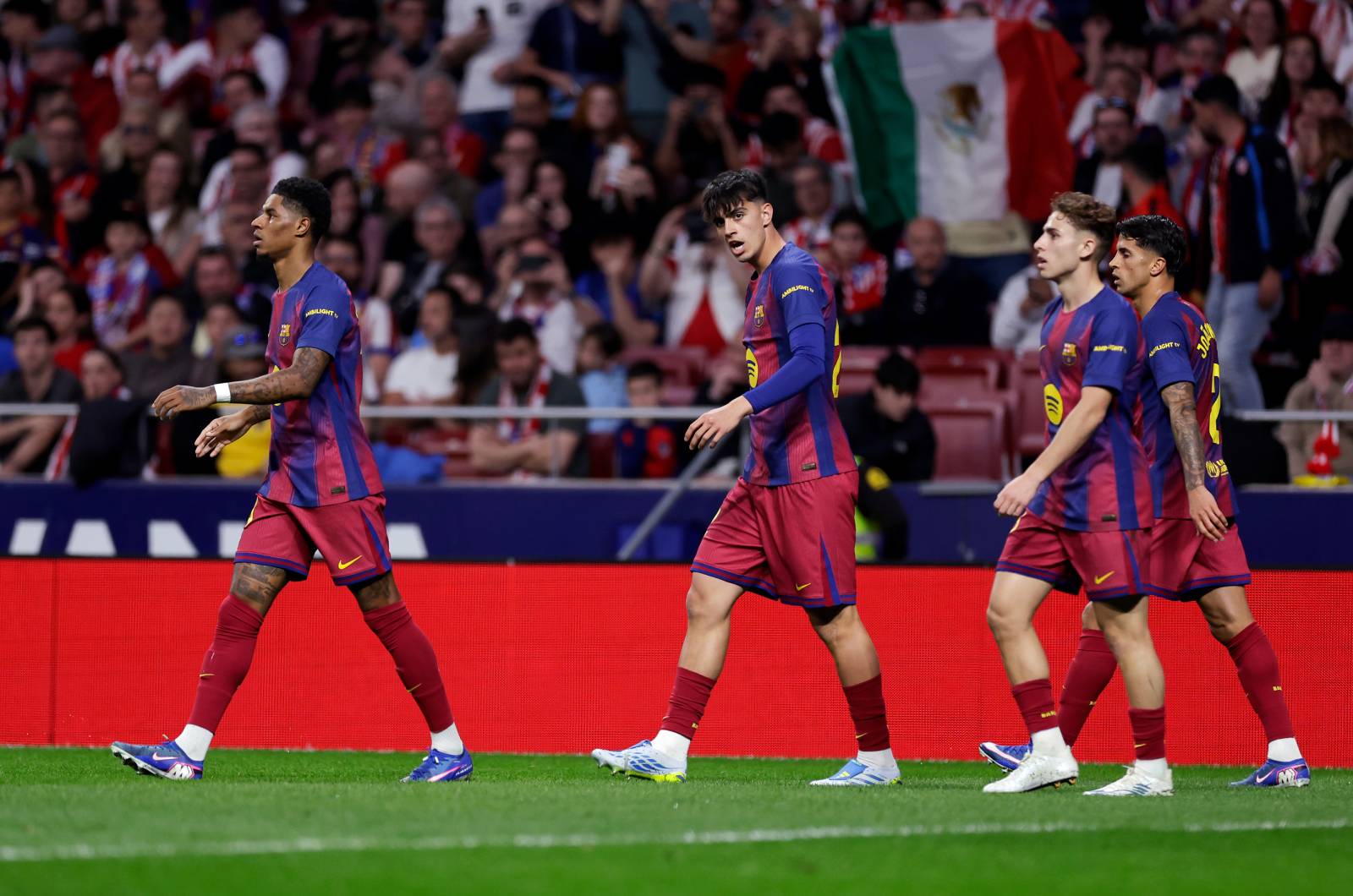 Dwóch piłkarzy Barcelony kontuzjowanych. Jeden z nich nie zagra w LM