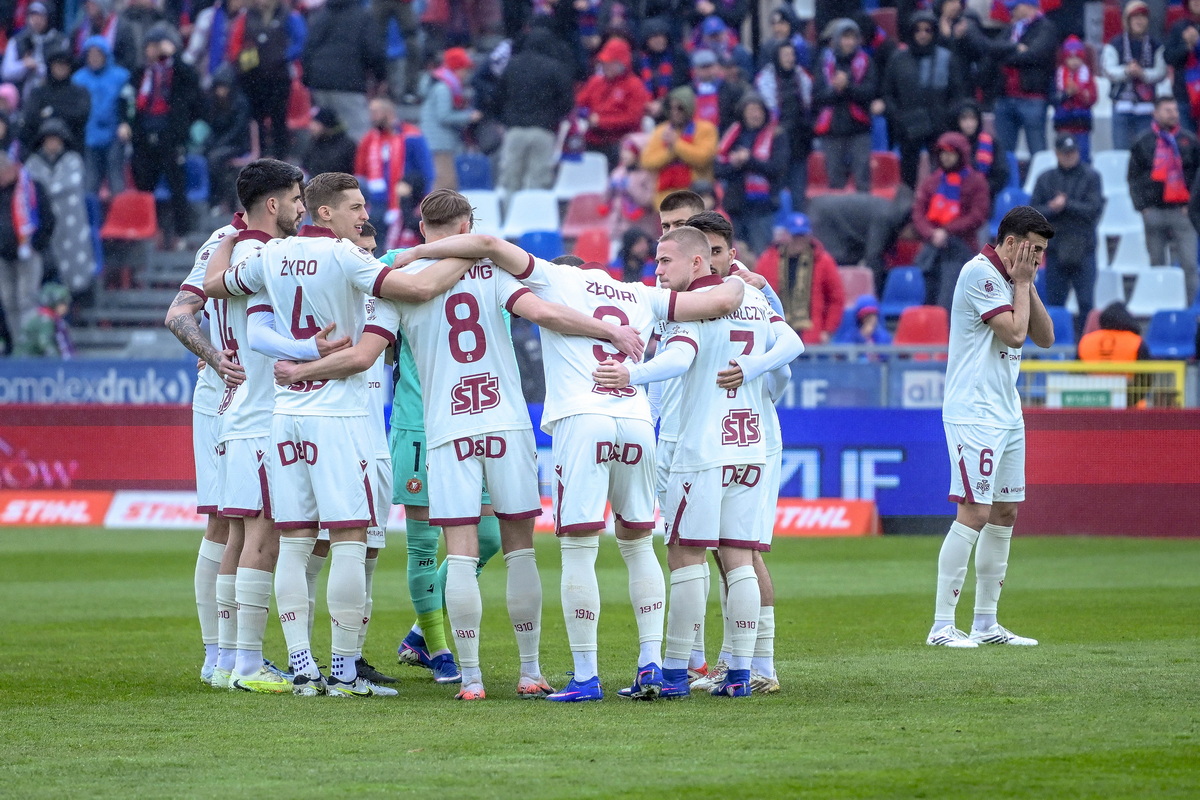 Widzew - Termalica Nieciecza: typy, kursy, transmisja (11.04.2026)