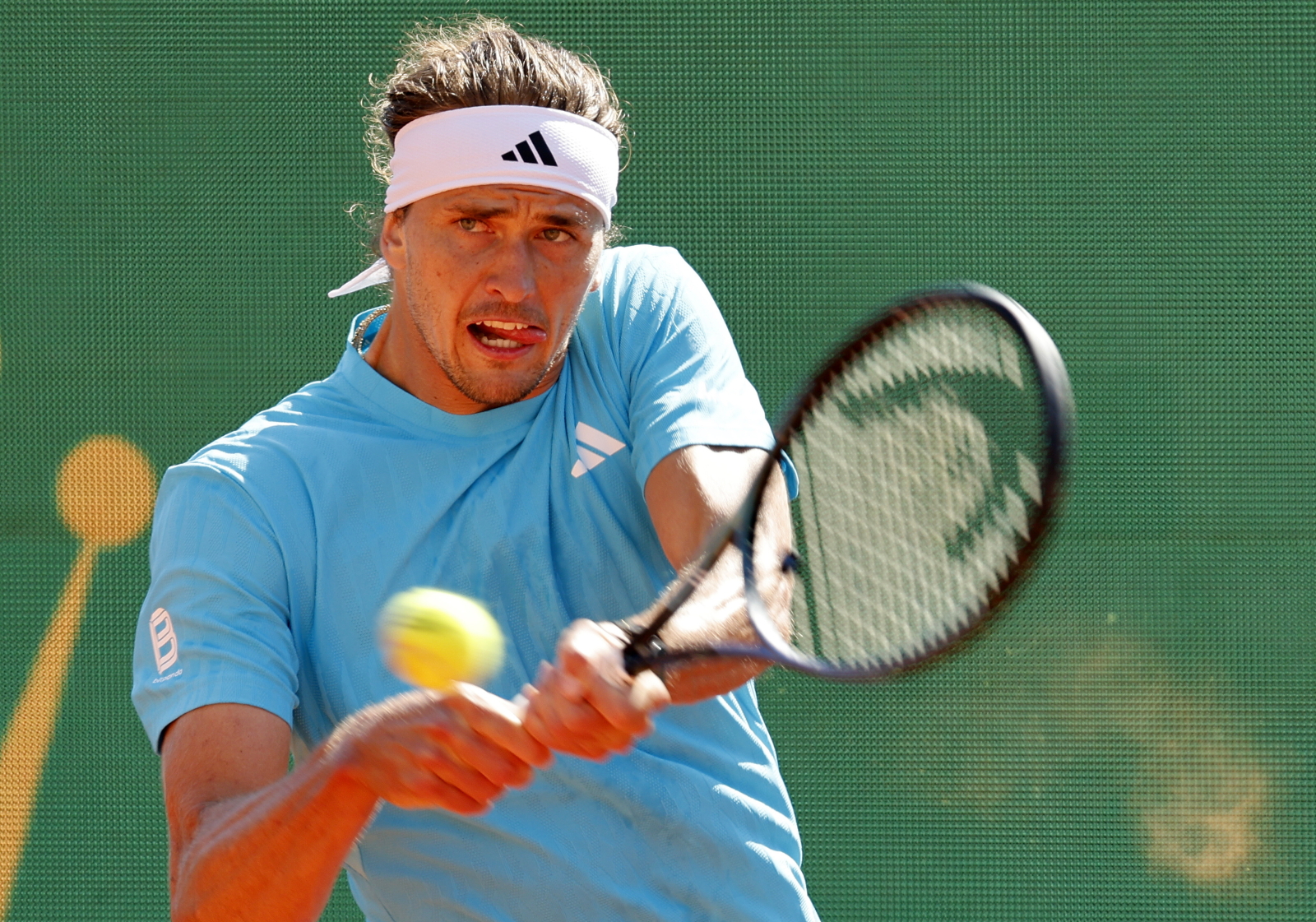 Problemy na otwarcie dwukrotnego mistrza. Pewny awans turniejowej "trójki"