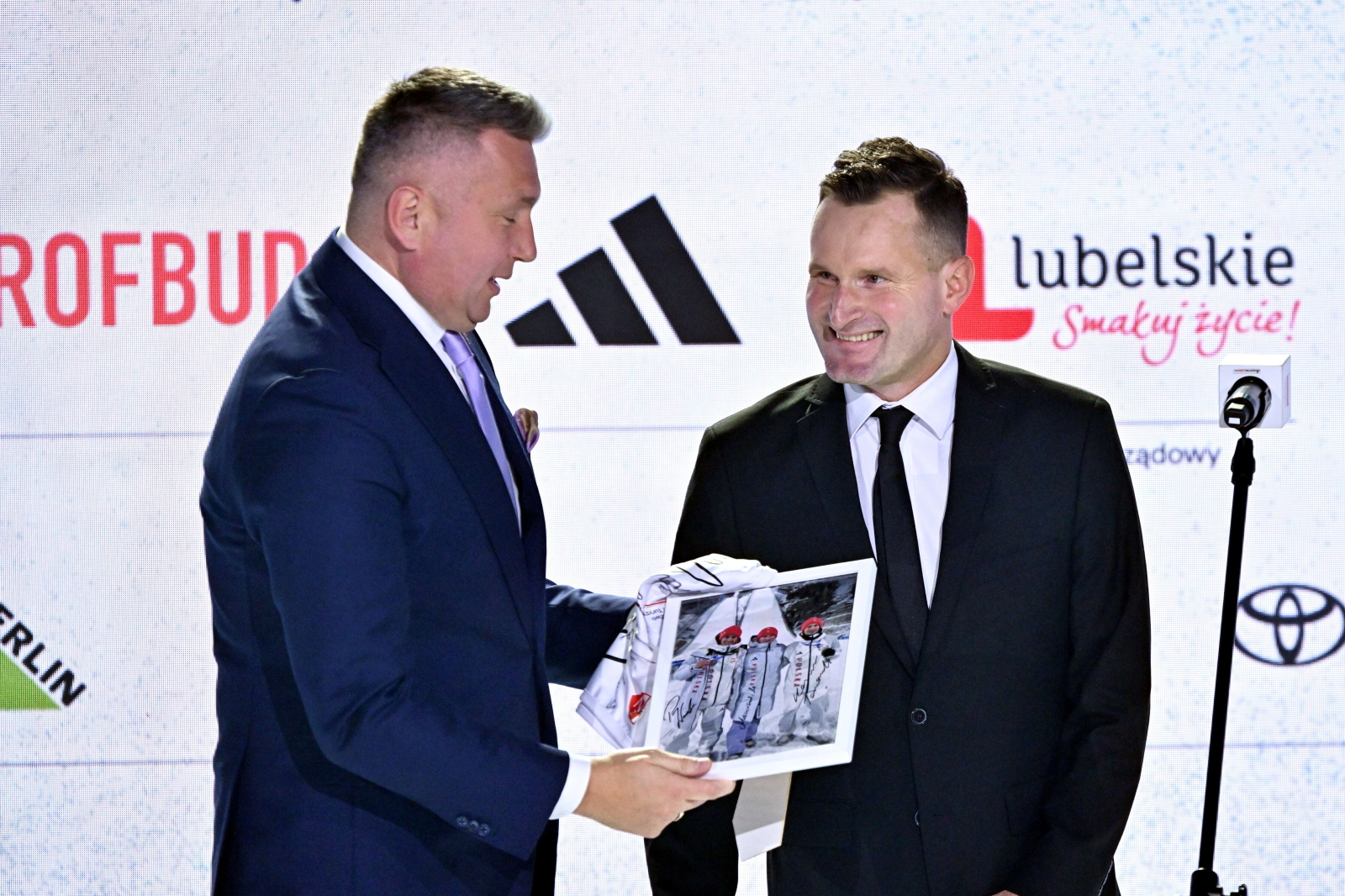 Piesiewicz zaskoczony. Otrzymał nagrodę na własnej gali