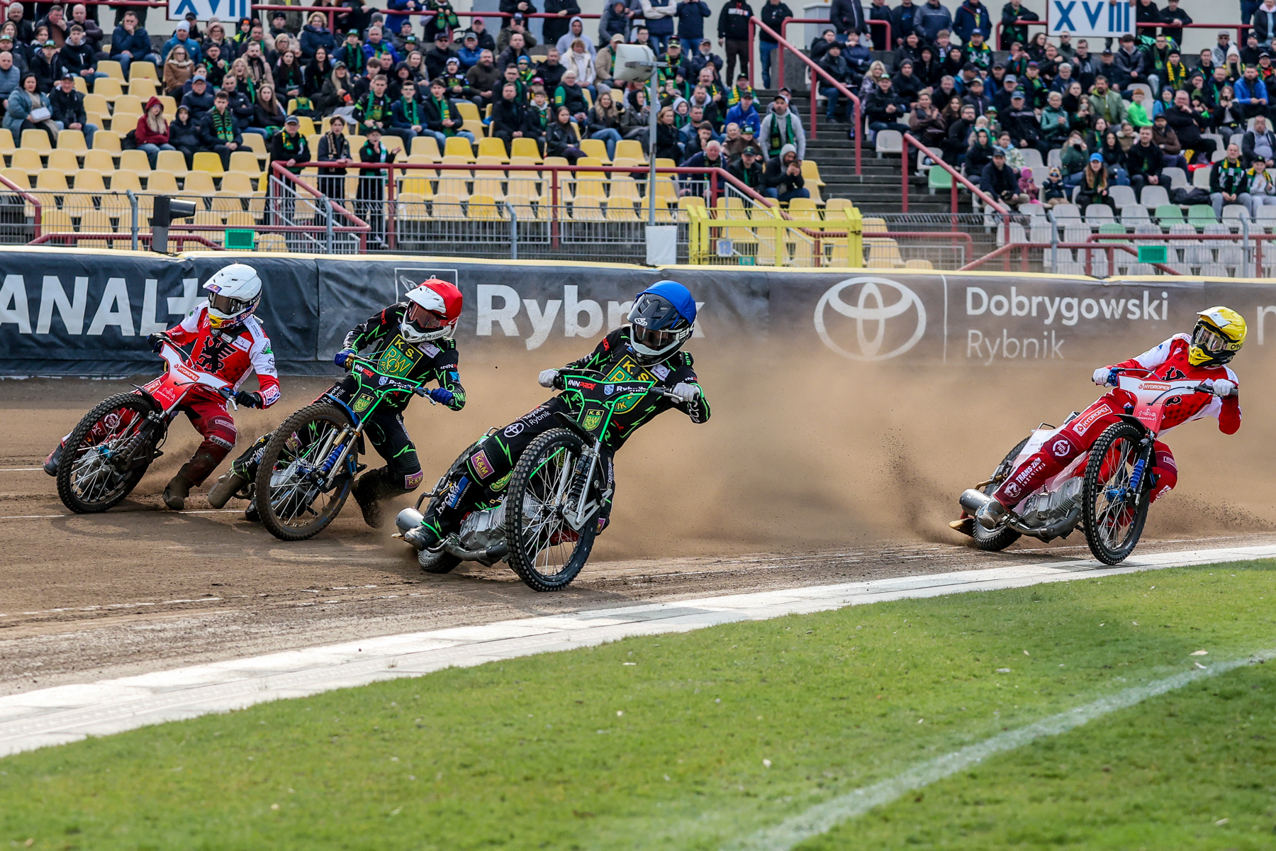 Żużel. Ta drużyna spadnie do KLŻ? Czarny scenariusz. "Musi wziąć się do roboty"