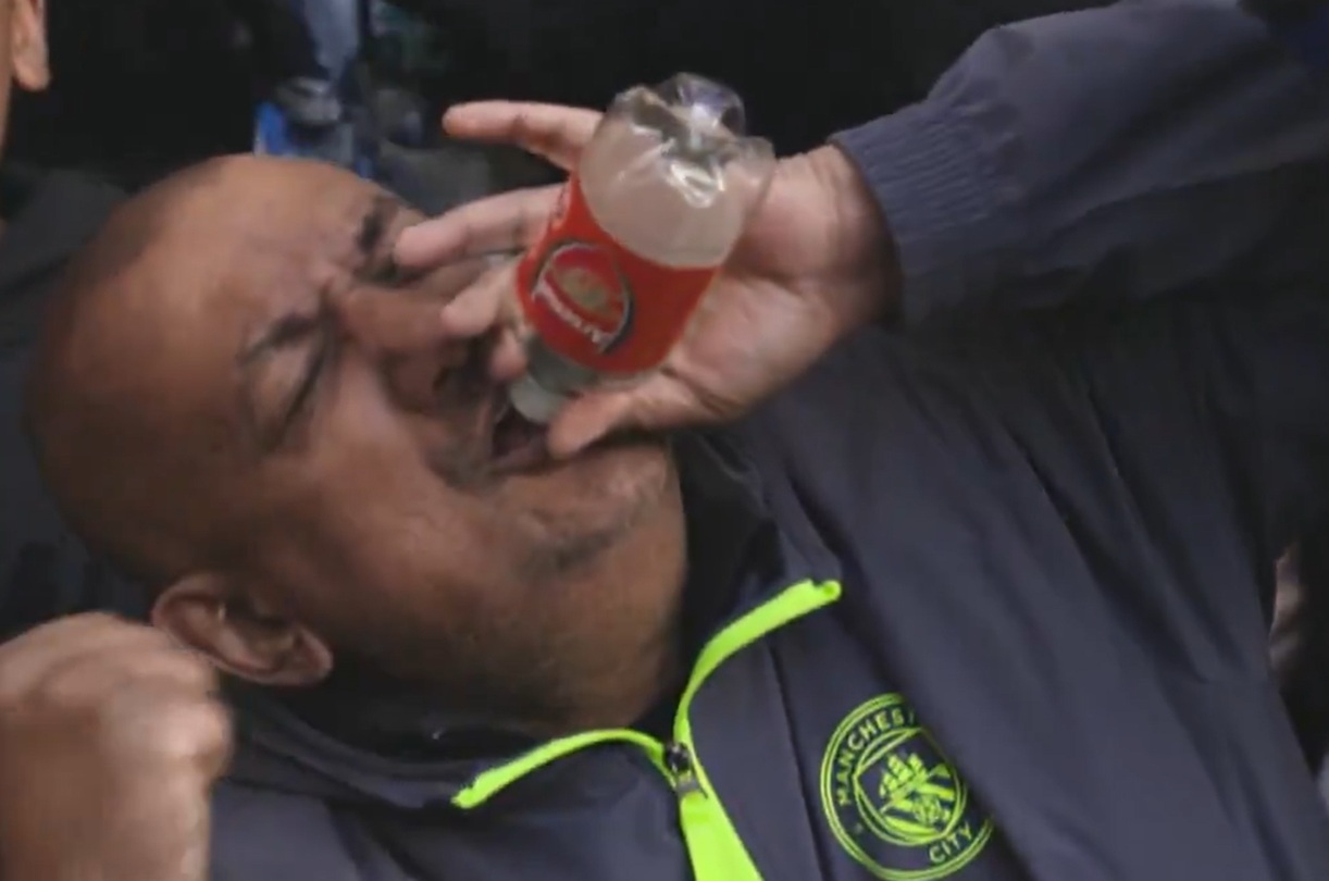 Miliony wyświetleń w Wielkiej Brytanii. O tym kibicu jest głośno