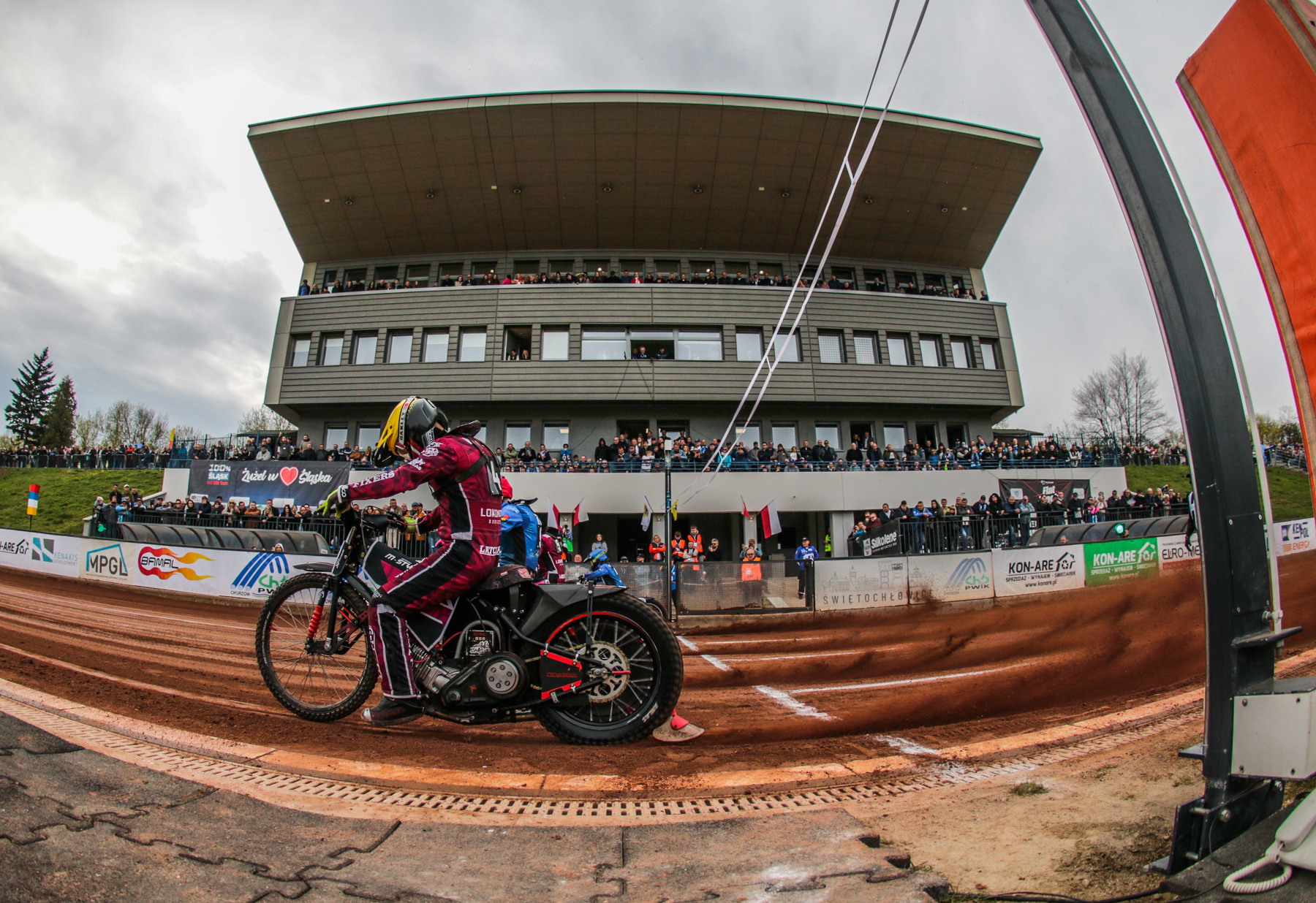 Z przytupem wrócili na mapę żużla. 