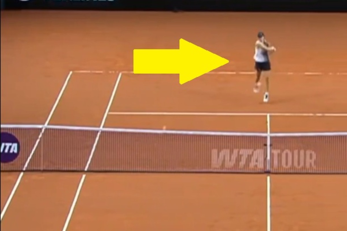 Niemka w prawo, piłka w drugą stronę. Iga Świątek nie dała jej szans [WIDEO]