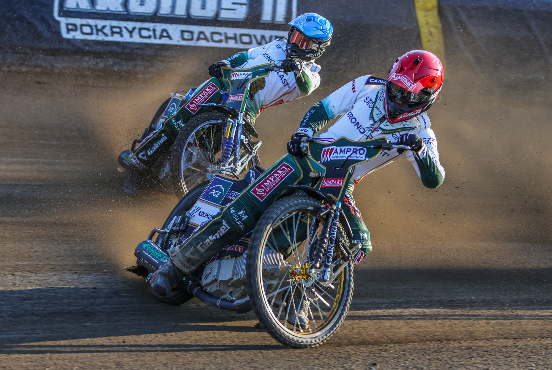 Żużel. Zaledwie jeden wygrany drużynowo wyścig. Włókniarz porozstawiany po kątach na swoim torze