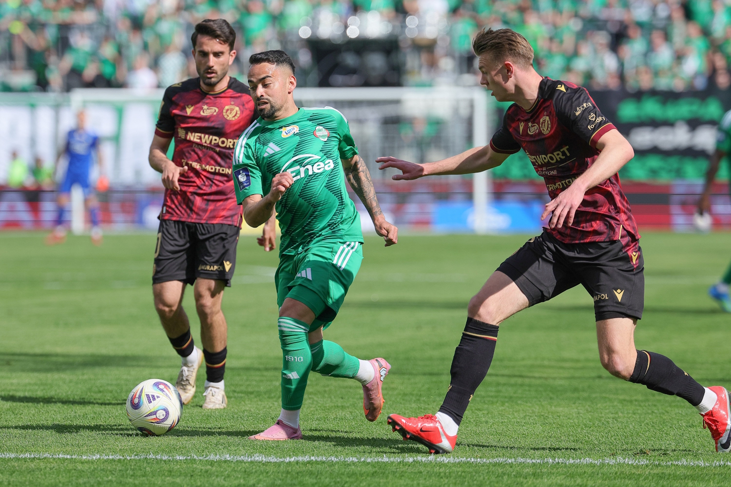 PKO Ekstraklasa: Lech bliżej tytułu, Widzew w fatalnej sytuacji! Zobacz tabelę