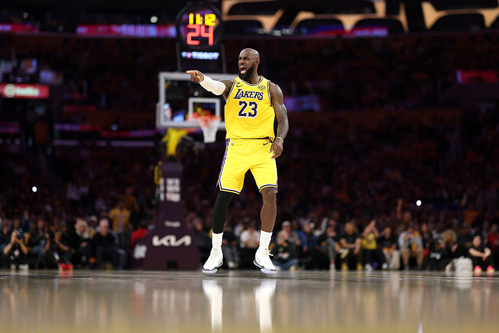 Poradzili sobie bez Luki. 41-letni James poprowadził Lakers!