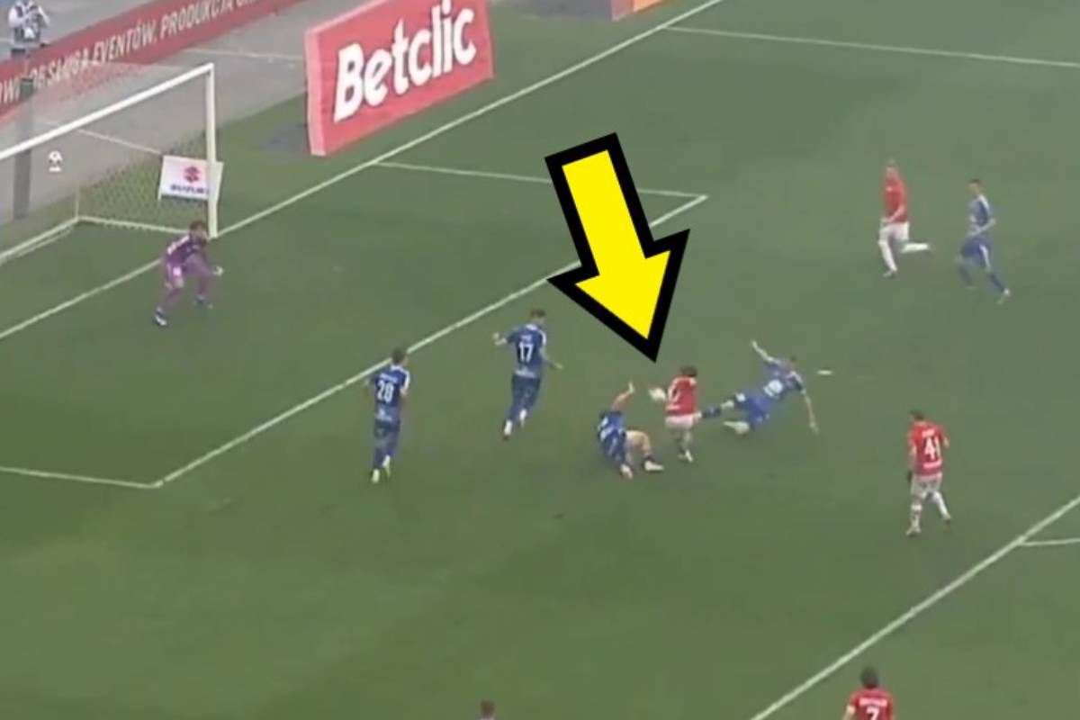 Efektowny gol Wisły na wagę remisu. Nie dał szans bramkarzowi Ruchu [WIDEO]