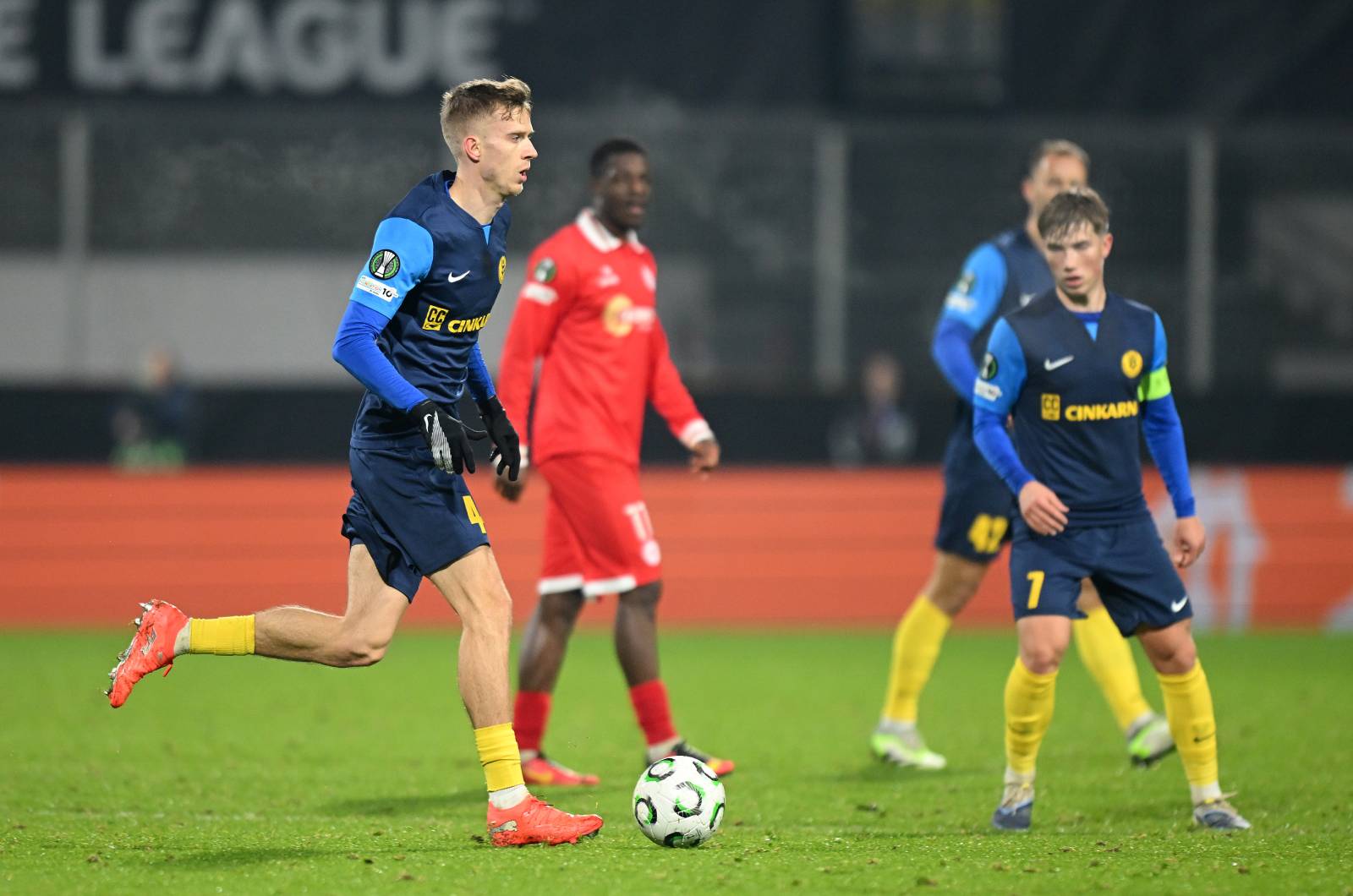 Zespół Polaka mistrzem kraju. Cztery kolejki przed końcem