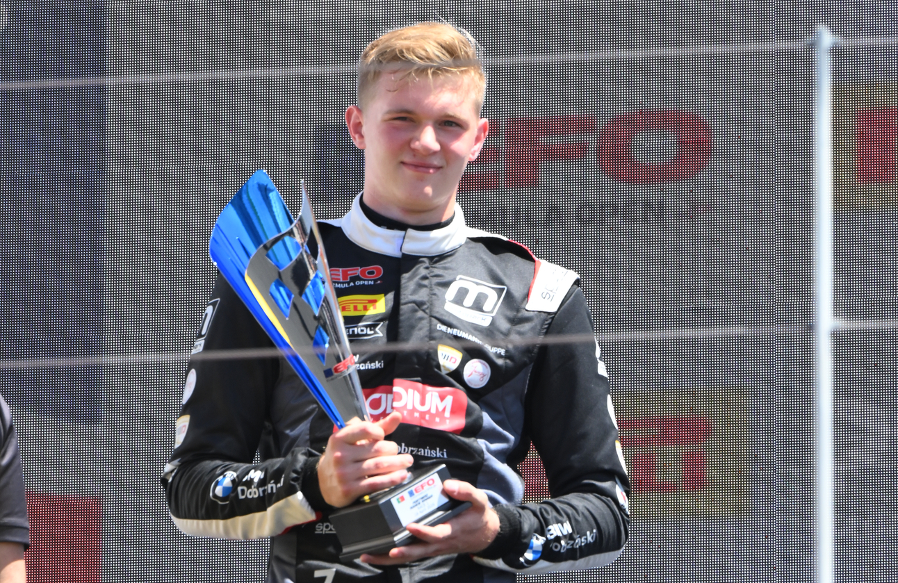 Ależ debiut Polaka w Europie. Dwukrotnie najlepszy wśród debiutantów