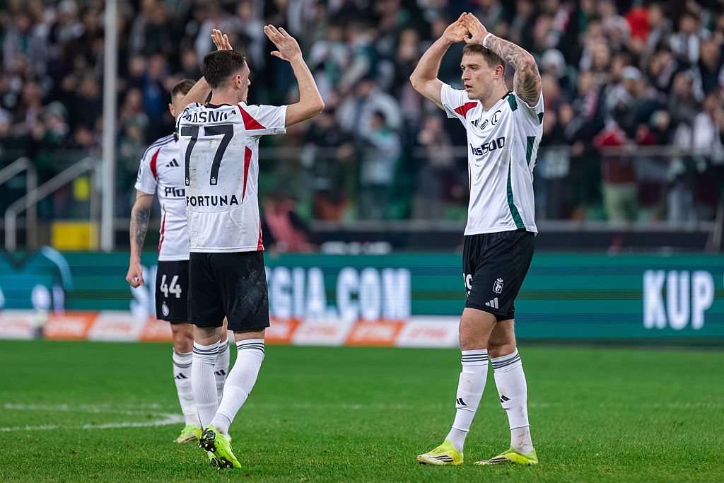 Niewypał transferowy odejdzie z Legii? Klub porządkuje kadrę