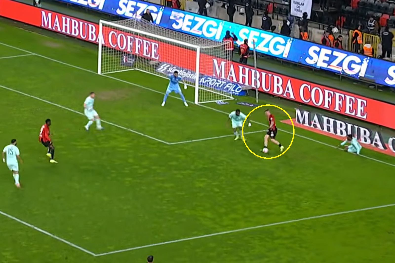 Polak poprawia liczby w Turcji. Znów dał o sobie znać [WIDEO]