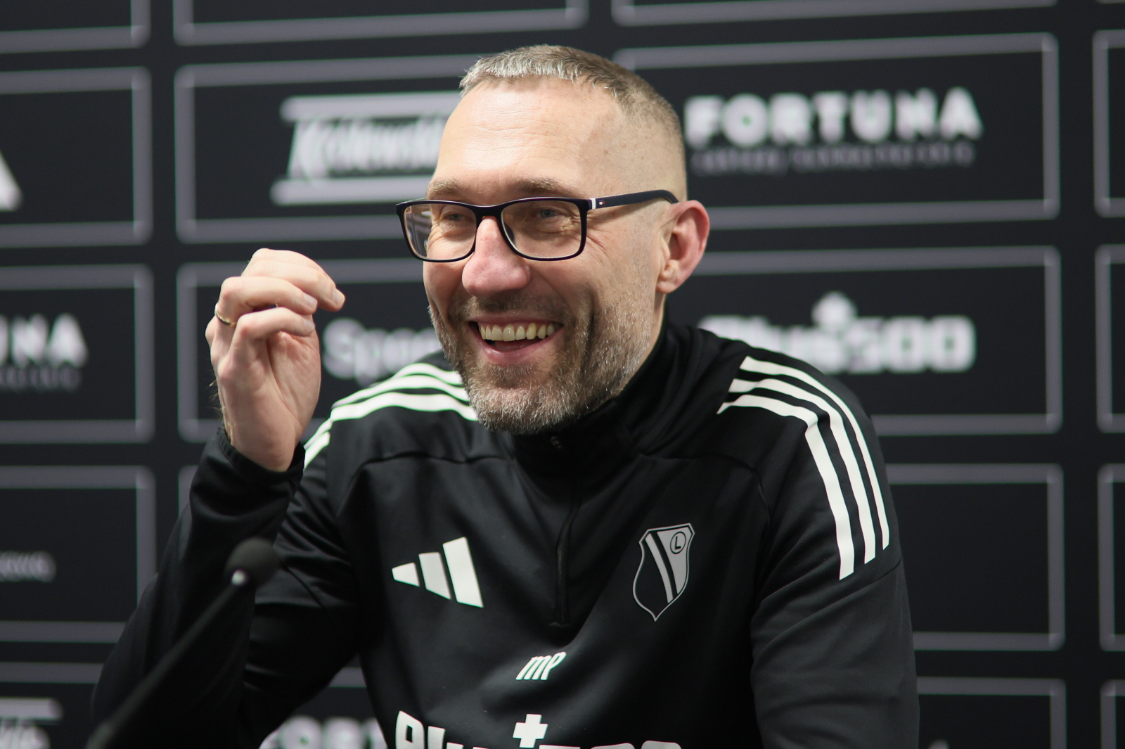 "Przyjechał w odwiedziny". Papszun odniósł się do plotek