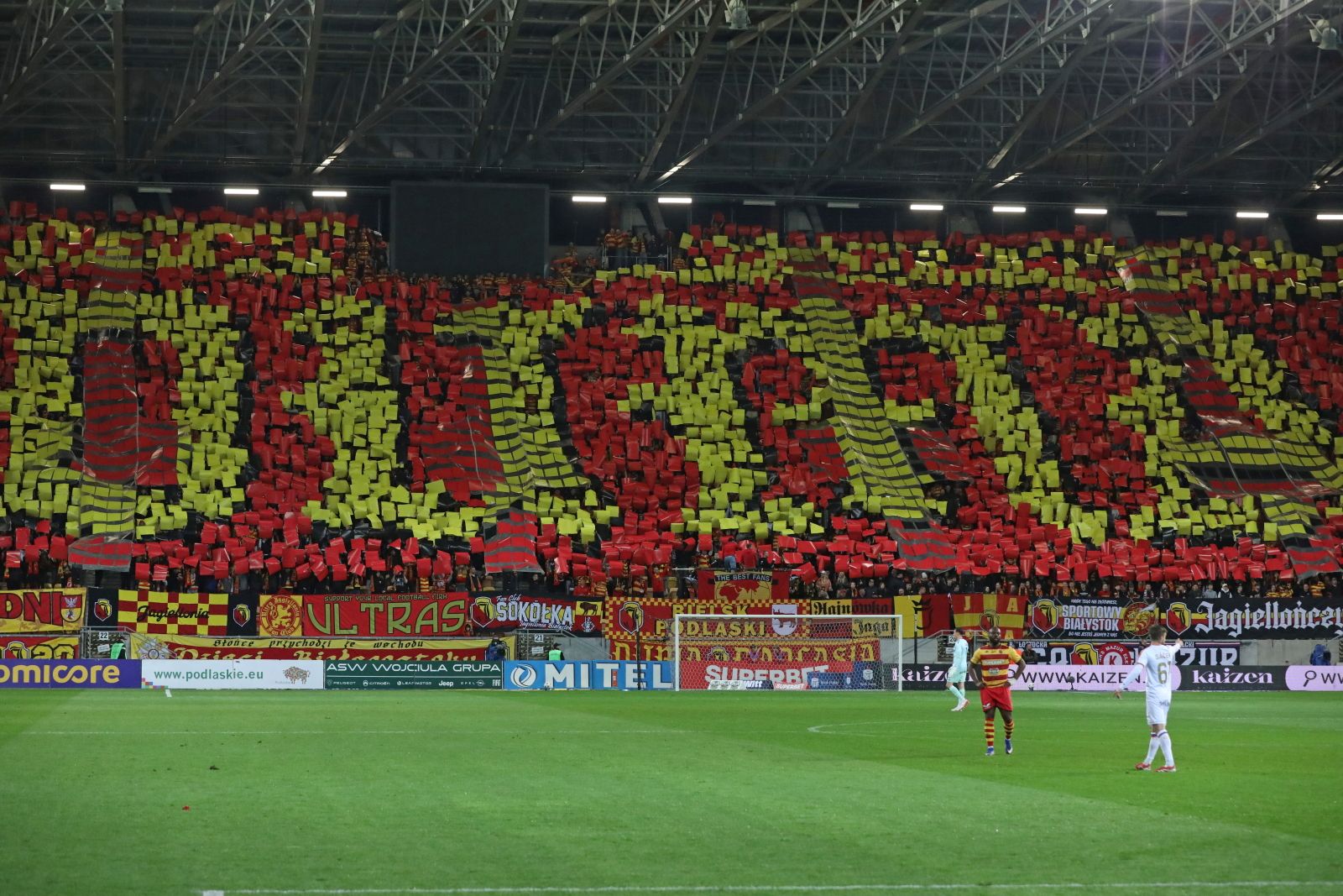 Robi wrażenie. Co za oprawa kibiców Jagiellonii