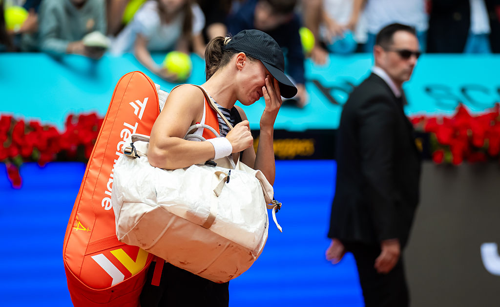 Wiemy, dlaczego Iga Świątek nie dokończyła meczu. "Zmagała się z tym od wczoraj"