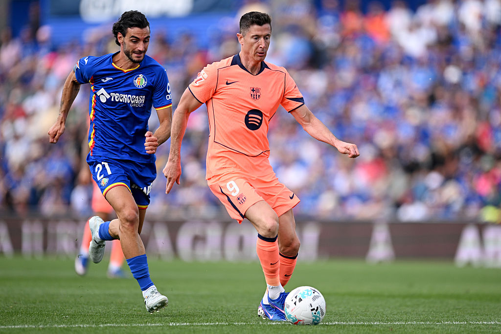 Lewandowski lubi grzać się w świetle reflektorów [OPINIA]