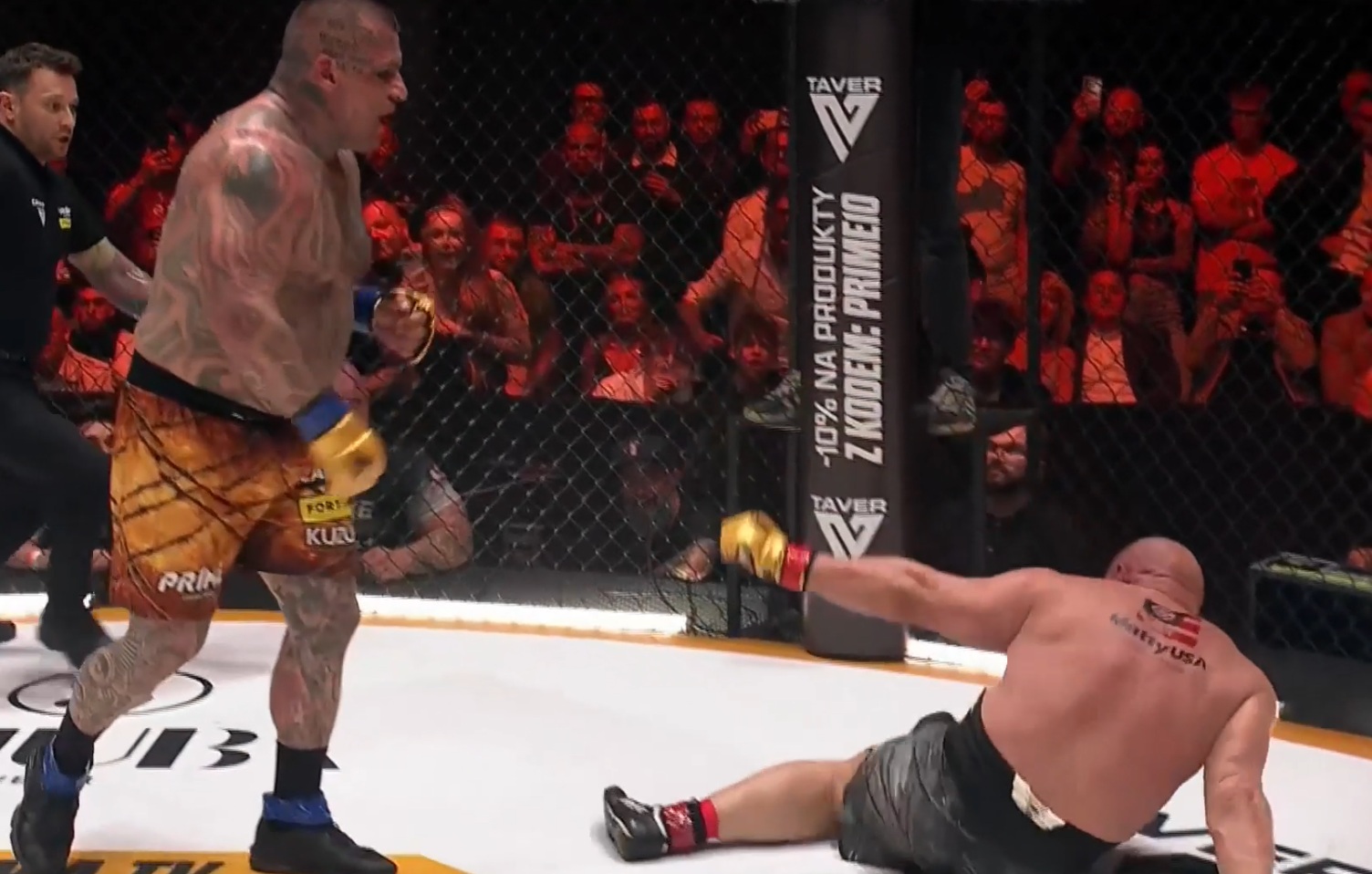 Wojna w klatce z udziałem "Popka". Krew i brutalny finał walki wieczoru