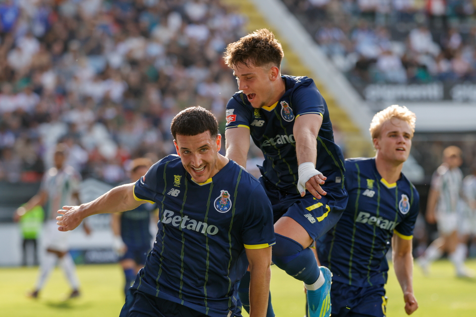 Porto coraz bliżej tytułu. Świetny mecz Pietuszewskiego