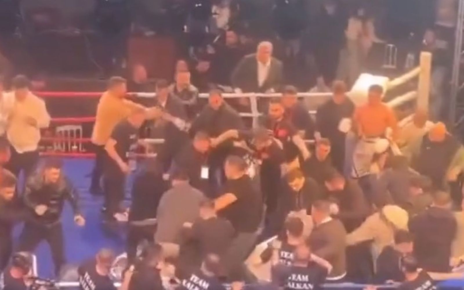 Zadyma po walce. Rosjanin oberwał tak mocno, iż trafił do szpitala