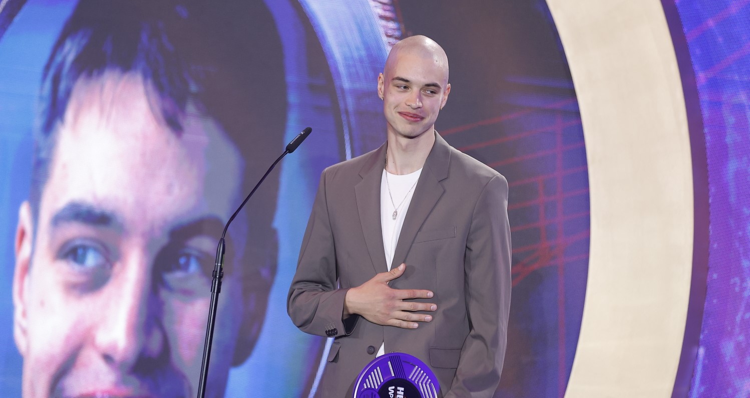 Zdziwił się, gdy zobaczył prezent. "To jakiś żart?!"