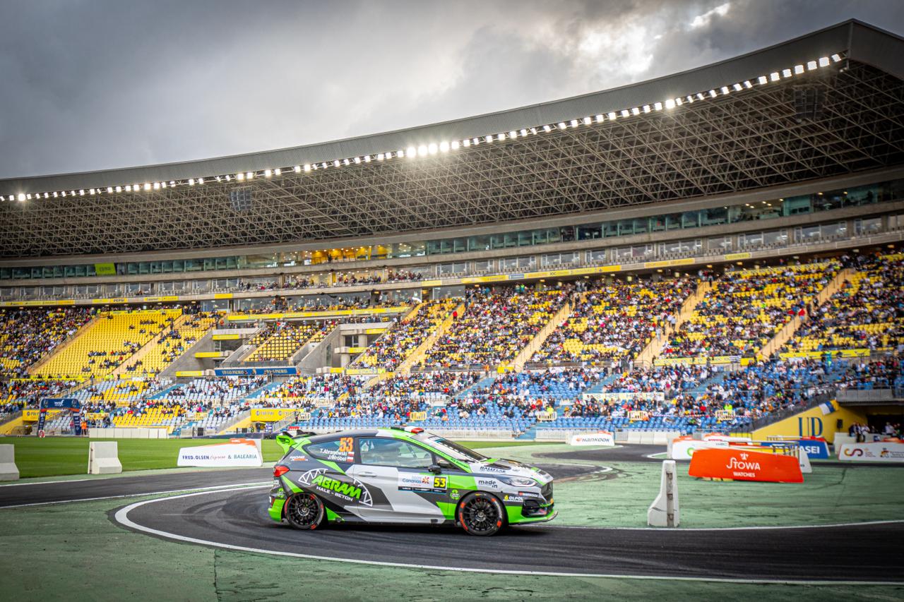 Polak na podium na Wyspach Kanaryjskich. Świetna postawa 19-latka