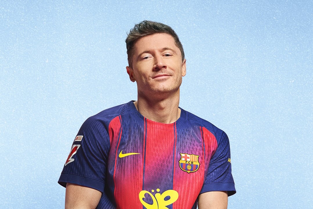 Lewandowski pokazał koszulkę na El Clasico. Kosztuje fortunę