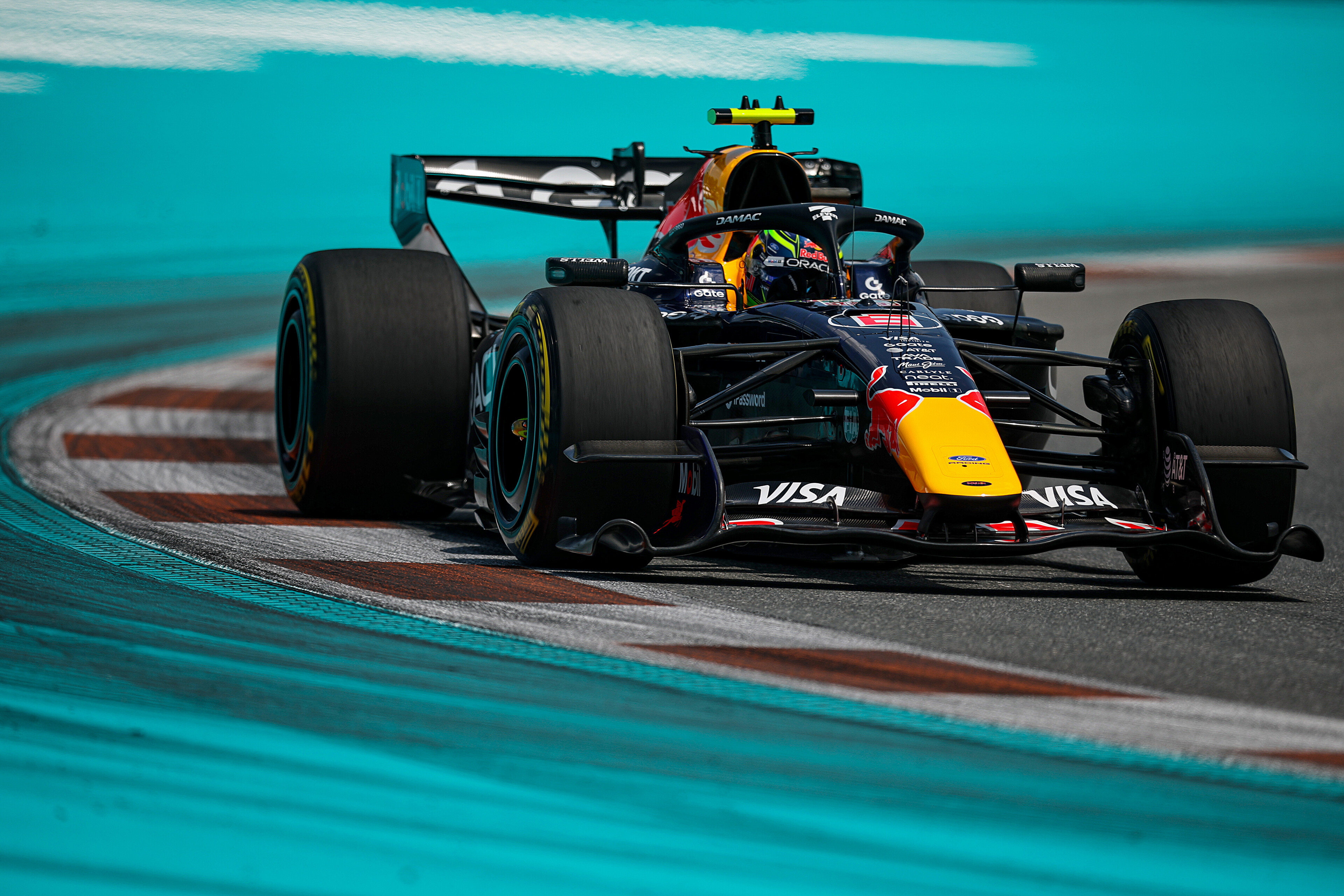 Szykuje się kolejna dyskwalifikacja z F1. Złamanie przepisów w Red Bullu