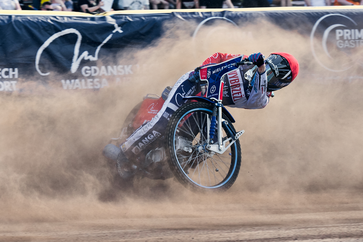 Żużel. Juniorzy z Gdańska triumfowali w Gnieźnie. Dwóch zawodników poprowadziło Wybrzeże do triumfu