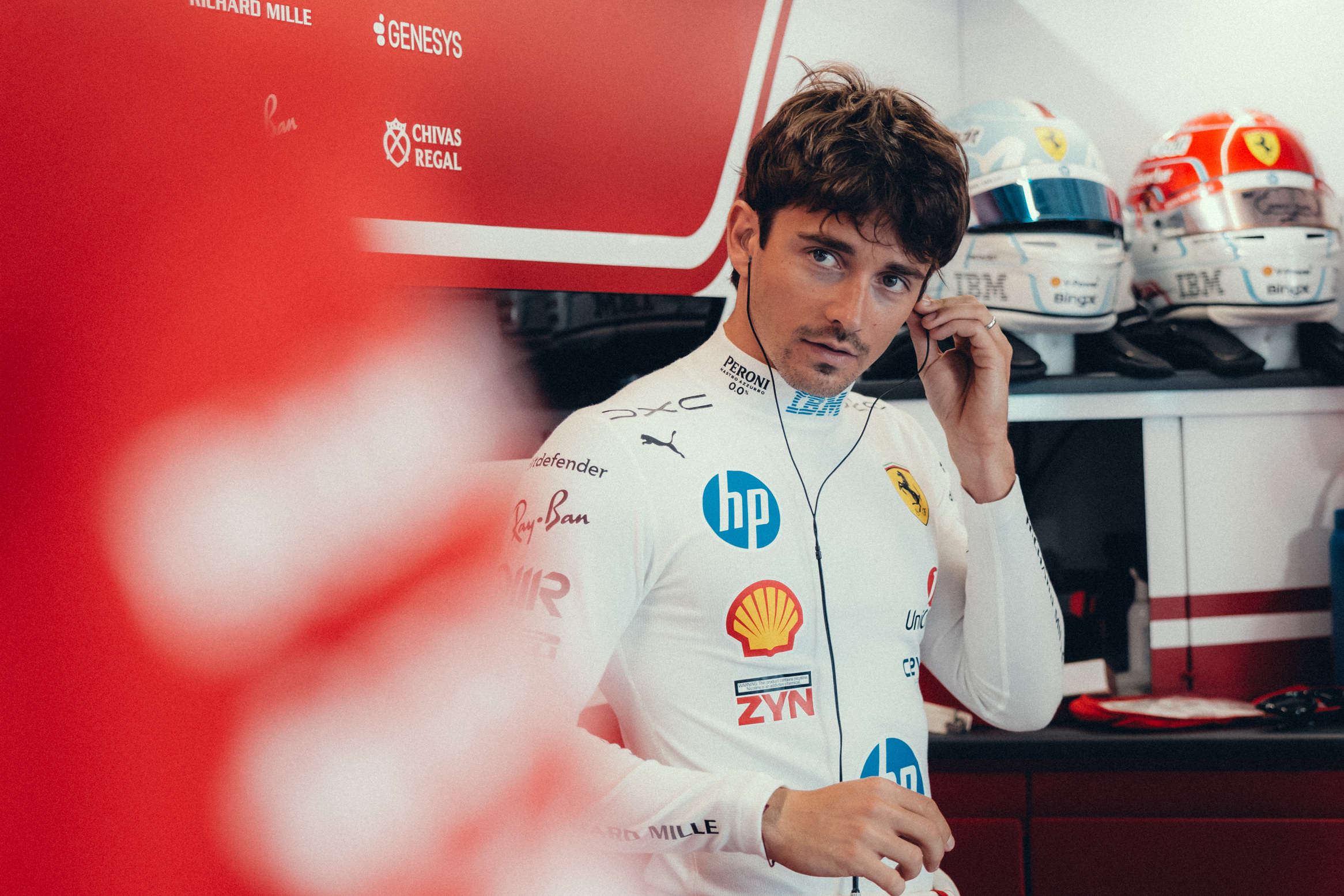 Kierowca Ferrari wściekły na siebie. "Wyrzuciłem świetny wyścig do kosza"
