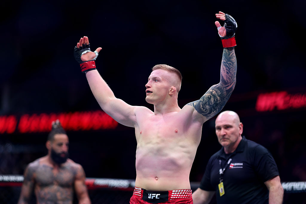 Iwo Baraniewski w wadze ciężkiej organizacji UFC? Jest odpowiedź młodego Polaka